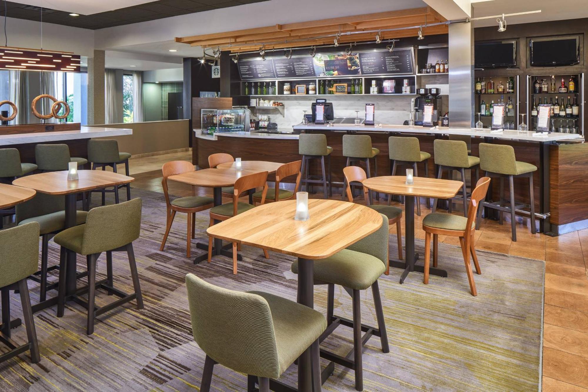 Готель Courtyard By Marriott Orlando Airport Екстер'єр фото