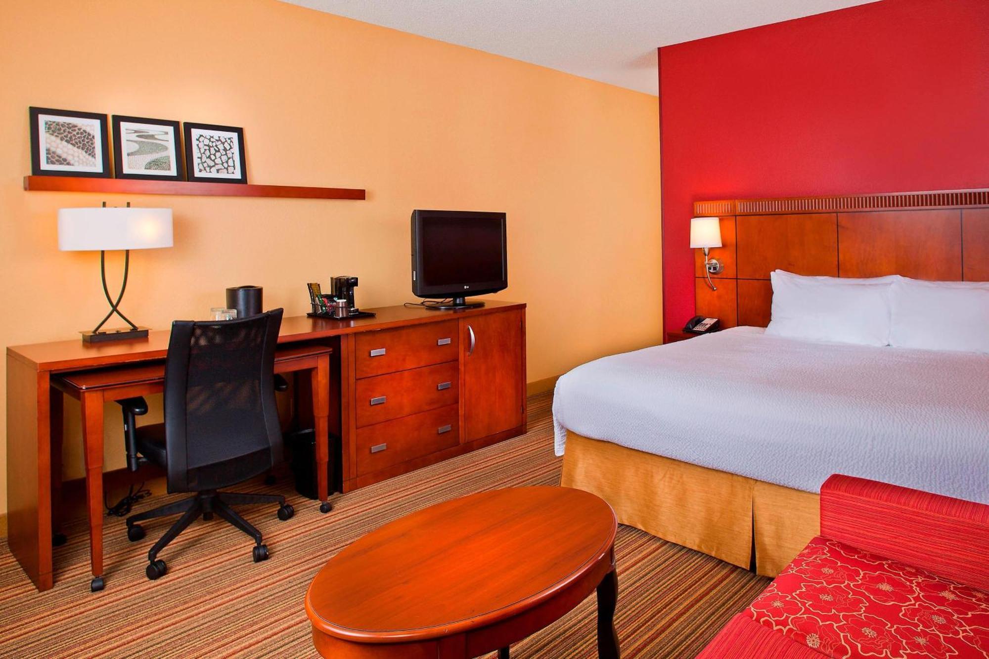 Готель Courtyard By Marriott Orlando Airport Екстер'єр фото